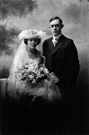 Wedding photo of Herman Arneson and Laura Anderson